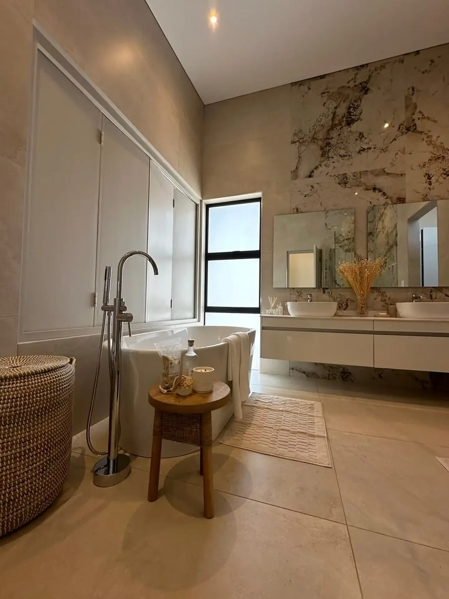 Eye of Africa bathrooms interior 22