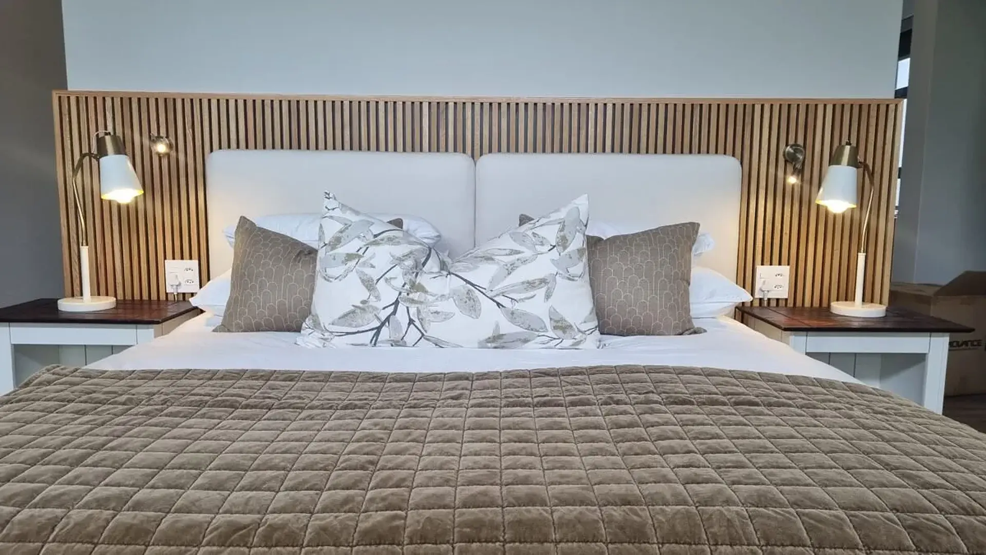 Hyde Park bedrooms interior 14